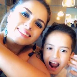 Meet your Posher, Perla